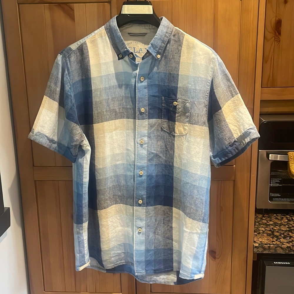 Tommy Bahama relax fit 100% linen button down casual shirt (L)